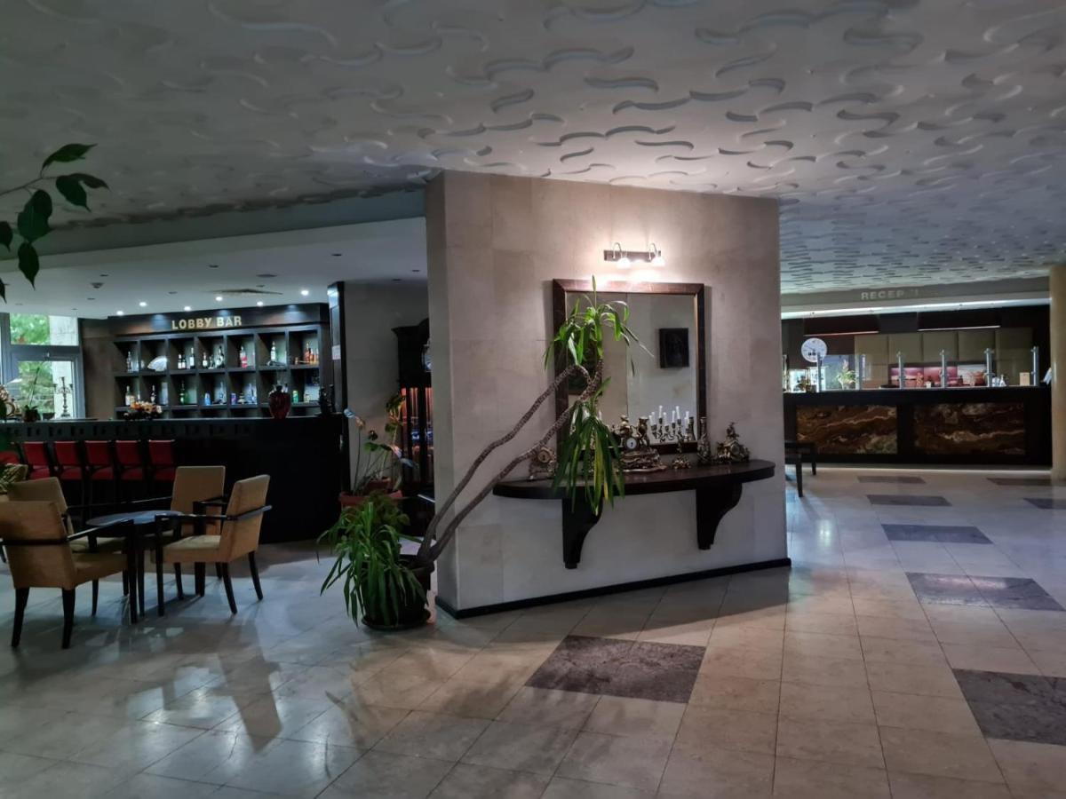 Hotel Rovno 3*