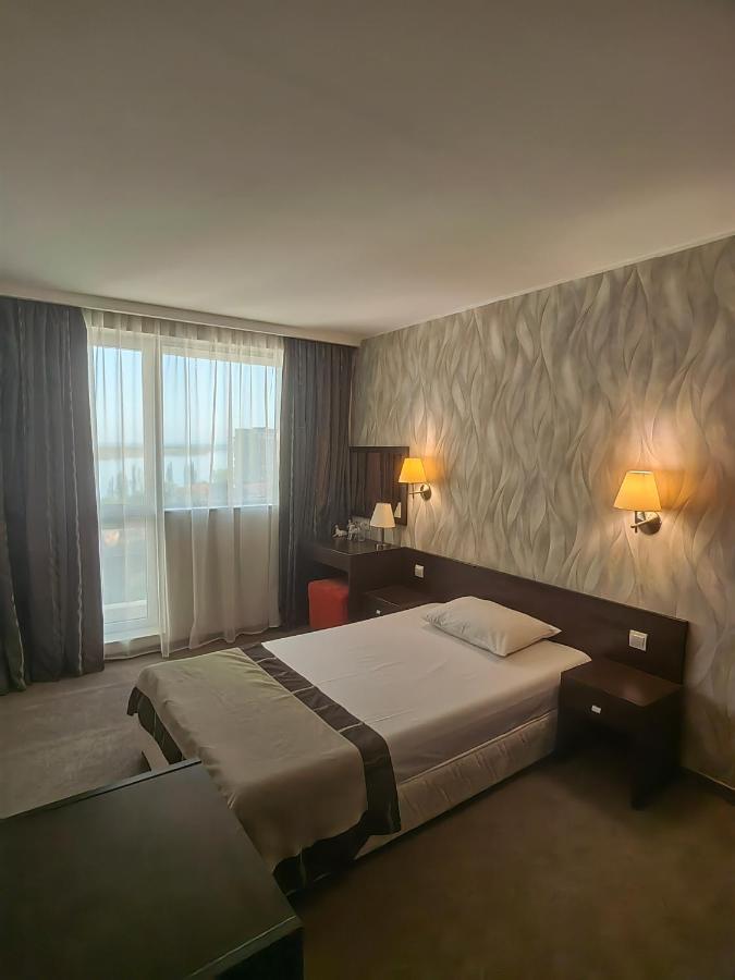 Hotel Rovno 3*