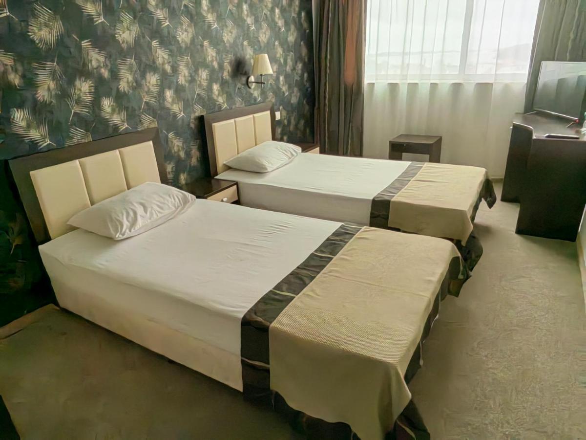Rovno 3*