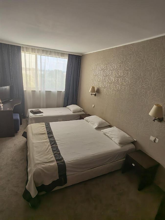 Hotel Rovno 3*